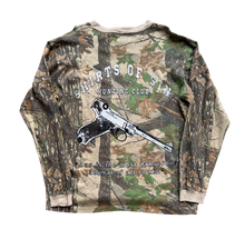 Load image into Gallery viewer, S.O.S Hunting Club Realtree pocket long sleeve  t-shirt size XL (01)
